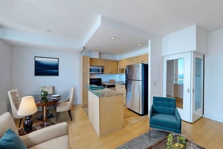 For Lease - 208 Queens Quay Unit# 3508, Toronto, Ontario - Photo 2