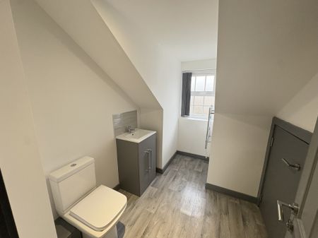 Harrington Close, Bishop'S Stortford - Photo 3