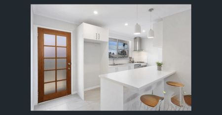 Comfortable Living in a Convenient Location - Photo 5