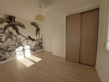 Location Appartement 3 pièces 51m² MONT ST AIGNAN 76130 - Photo 5