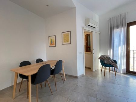 Apartamento cómodamente amueblado de un dormitorio, ascensor, Casco Antiguo, Palma. - Photo 3