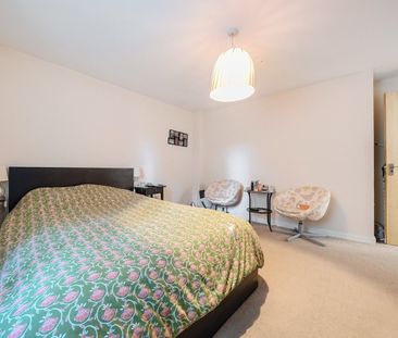Plumstead Road, London, SE18 - Photo 4