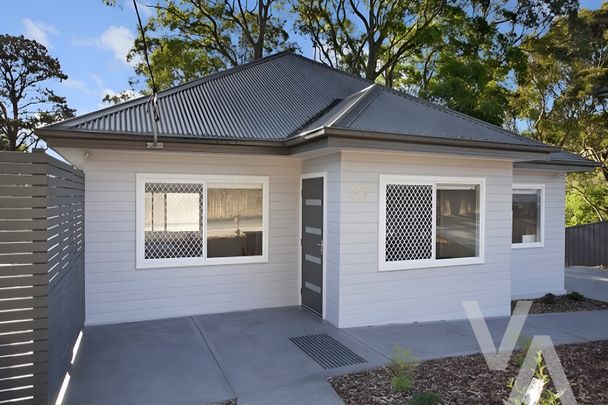 37 Moore Street, Birmingham Gardens NSW 2287 - House For Rent | Domain - Photo 1
