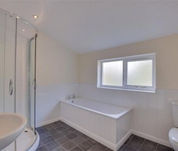 2 bedroom terraced house to rent - Photo 5