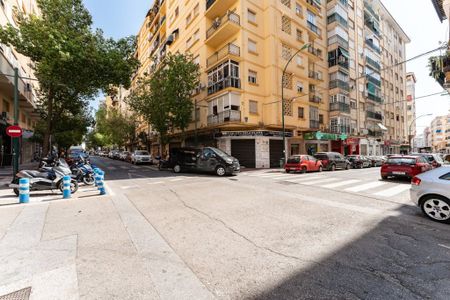 Calle la Regente, Málaga, Andalusia 29009 - Photo 4