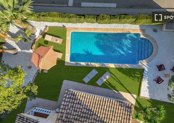 4 room luxury Apartment for rent in L'Eliana, Valencia