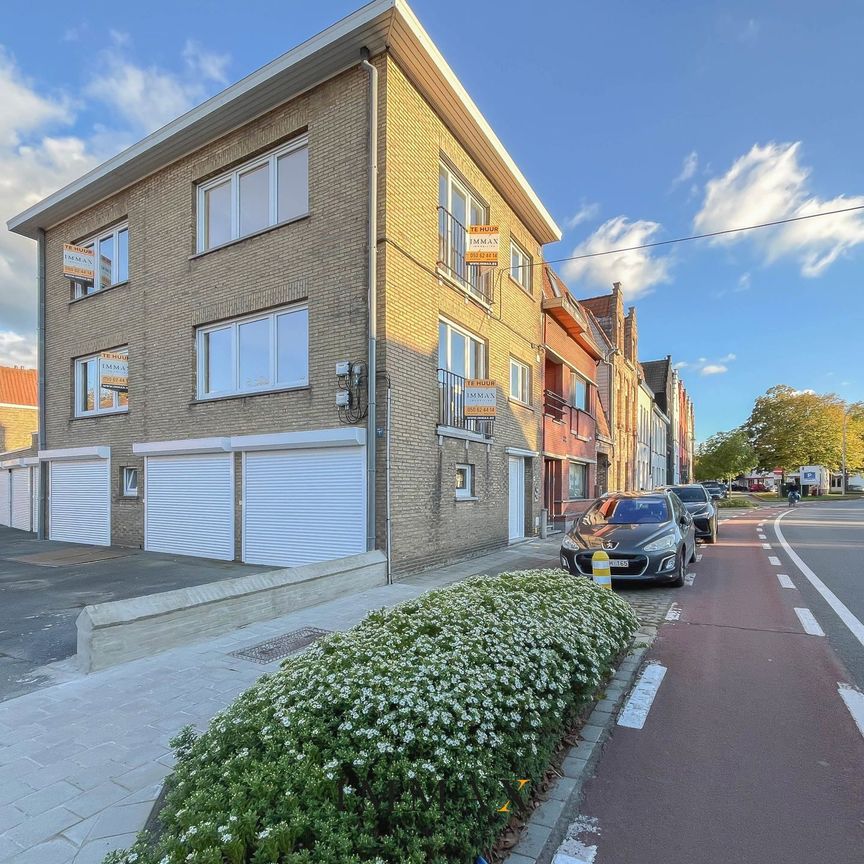 Uitstekend gerenoveerd duplex appartement met 3 slaapkamers - Foto 1