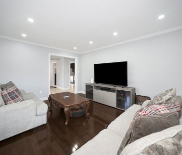 For Lease - 2 Checkerberry Crescent Unit# Upper, Brampton, Ontario - Photo 1