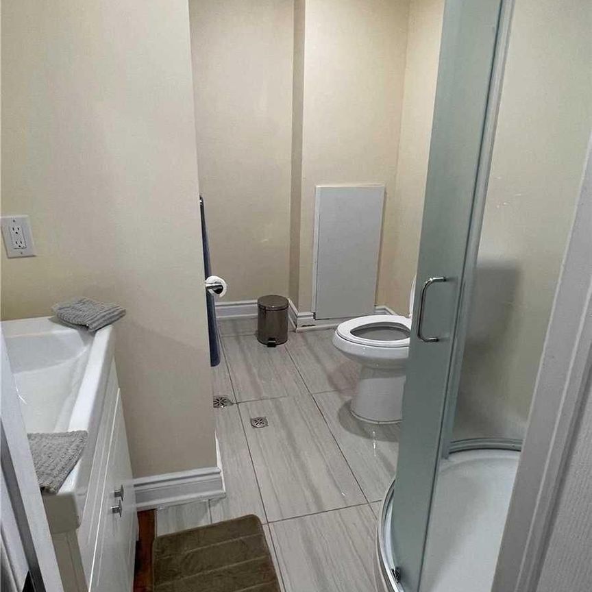 For Lease - 3296 Given Lane, Milton, Ontario - Photo 1