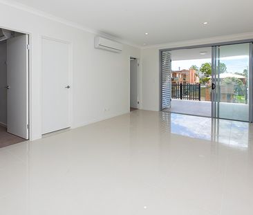 505/15 Isedale Street, Wooloowin, QLD 4030 - Photo 5