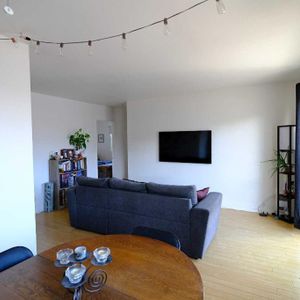 GRAND 4 1/2 ** DÉCEMBRE/JANVIER ** À PIED MÉTRO MONTMORENCY + BEAU SECTEUR + ENDROIT PAISIBLE + LAISSEZ-MOI VOTRE NOM ET TÉLÉPHONE - Photo 2