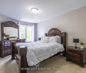 For Lease - 214 Castlegarth Crescent, Barrhaven, Ontario - Photo 3