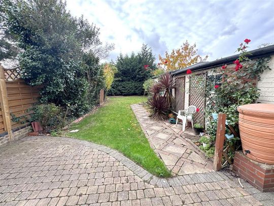 3 bedroom property to rent - Photo 1