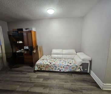 For Lease - 88 B Bernick Drive, Barrie, Ontario - Photo 1