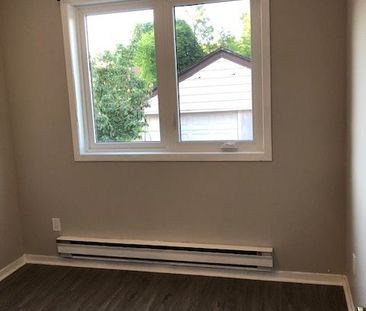 For Lease - 647 Vaughan Road Unit# A2, Toronto, Ontario - Photo 4