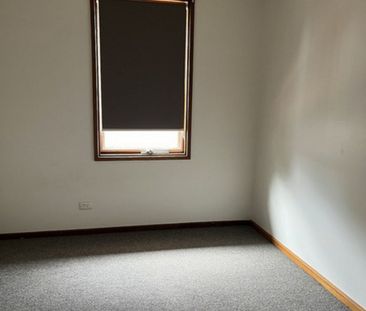 54 Davies Crescent, Port Augusta West - Photo 2