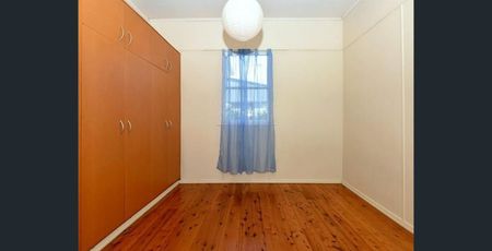 14 French Street, East Toowoomba QLD 4350 - House For Rent | Domain - Photo 5