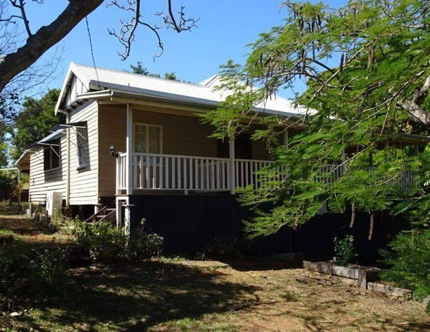 BEAUTIFUL HOME WITH LARGE VERANDAH & OUTDOOR AREA - Photo 1