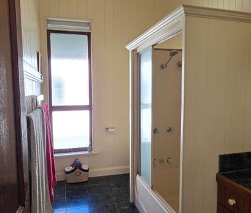 Dutton Park - Photo 2