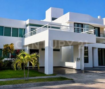Casa en Renta en Residencial Cumbres - Precio de Oportunidad - Photo 3
