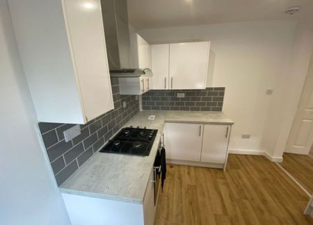 Emlyn Rd, Swansea, SA1 - Photo 4