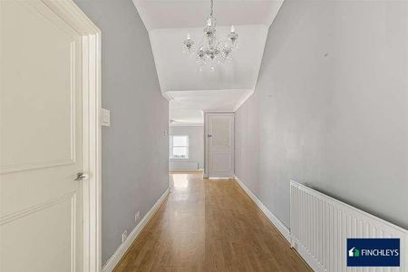 Stanton Court, Princes Avenue, Finchley Central, N3 - Photo 3