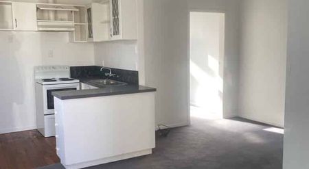 Peaceful 2-Bedroom Flat - Photo 3