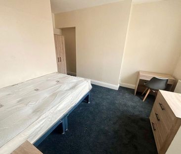 8 bedroom house share to rent - Photo 5