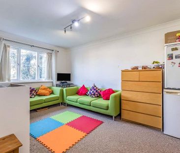 2 bedroom flat to rent - Photo 3