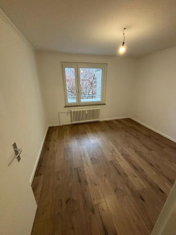 **Frisch Renoviert** Perfekt geschnittene 3-Zimmerwohnung MIT BALKON!!! - Photo 5