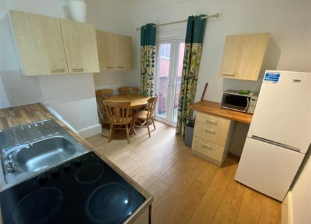 Middleborough Road, Coundon, Coventry - Photo 3