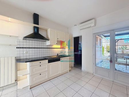 Location Appartement 3 pièces 61m² MONT DE MARSAN 40000 - Photo 3