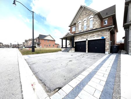 For Lease - 116 Leadership Drive, Brampton, Ontario - Photo 2