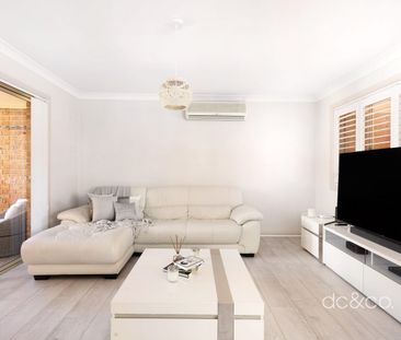 Stylish 3-bedroom townhouse with courtyard in Riverwood - Photo 2