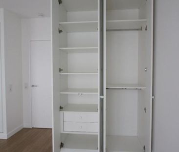 Location Appartement 1 pièce 28m² LE PLESSIS ROBINSON 92350 - Photo 6