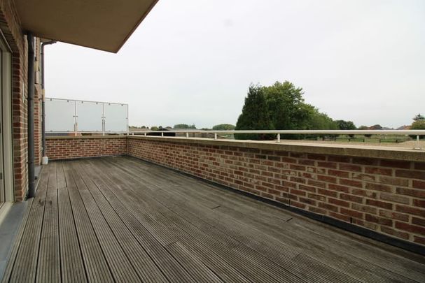 Appartement te huur - Photo 1