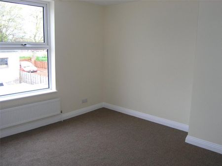 2 bedroom terraced house to rent - Photo 3