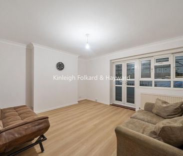 4 bedroom flat to rent - Photo 5