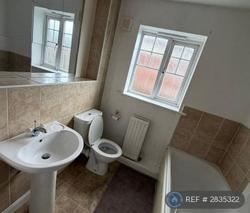 2 bedroom flat to rent - Photo 6
