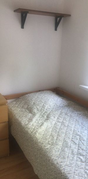 Room in a Shared House, Woodside Road, NG9 - Photo 1