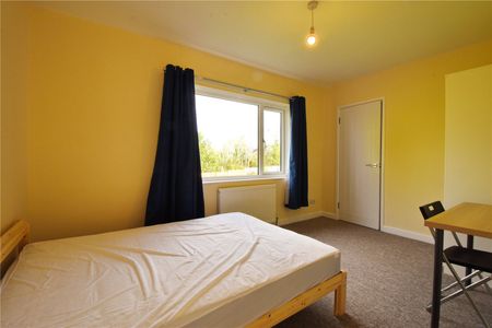 Blake Road, Lockleaze - Photo 2