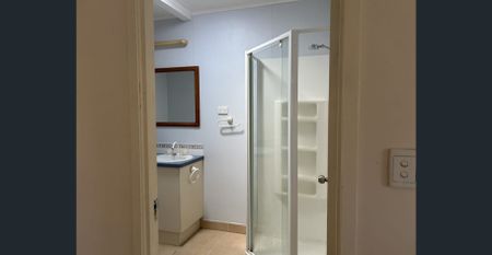 Family home available for lease - Photo 3