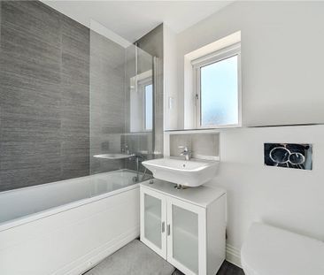 A modern one bedroom first floor apartment situated on the Morton P... - Photo 6