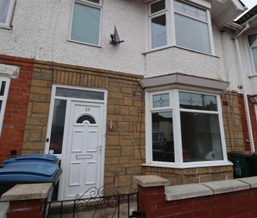 3 bedroom terraced house to rent - Photo 3