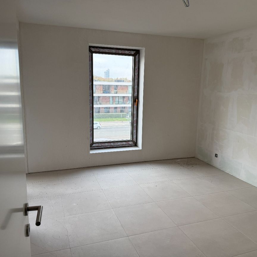 Appartement te huur in Zwijnaarde - Photo 1