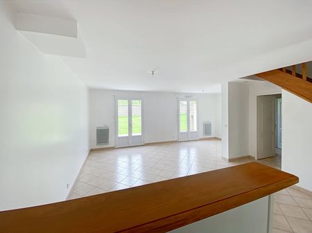 Location maison 4 pièces, 90.00m², Arnouville-lès-Mantes - Photo 3