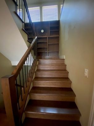 Executive House – West Kelowna - Photo 1
