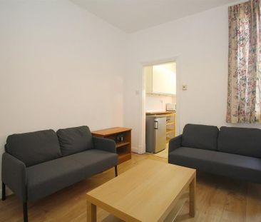 4 bedroom house share to rent - Photo 2