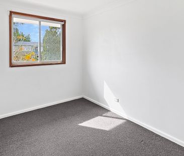 QUIET POSITION IN THE HEART OF BERKELEY VALE! - Photo 2