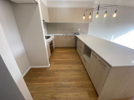 Beautiful Family Home - Photo 3